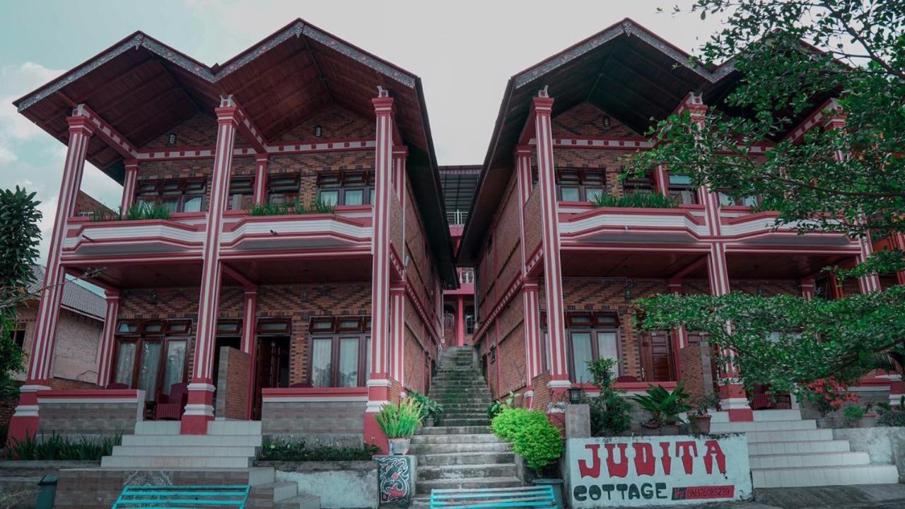 Judita Cottages Tuk Tuk Exterior photo