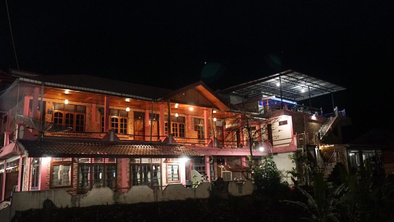Judita Cottages Tuk Tuk Exterior photo